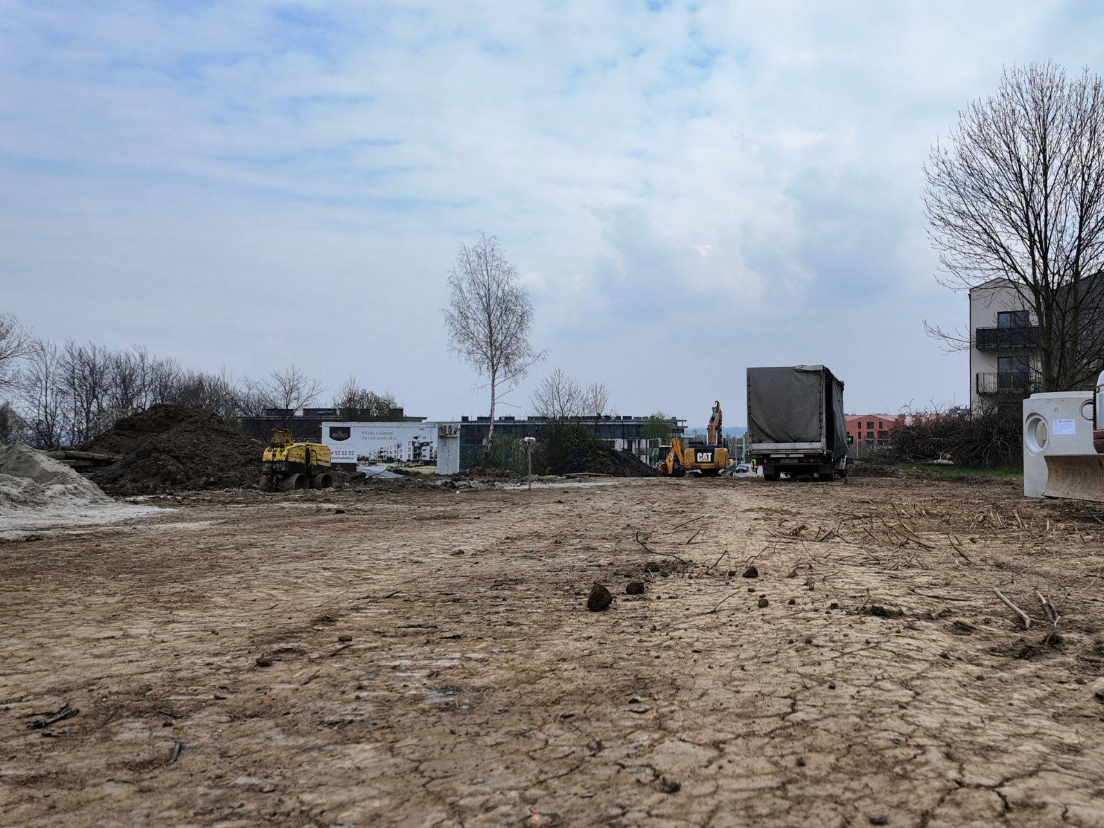 Aktualny status prac na budowie inwestycji drogowej